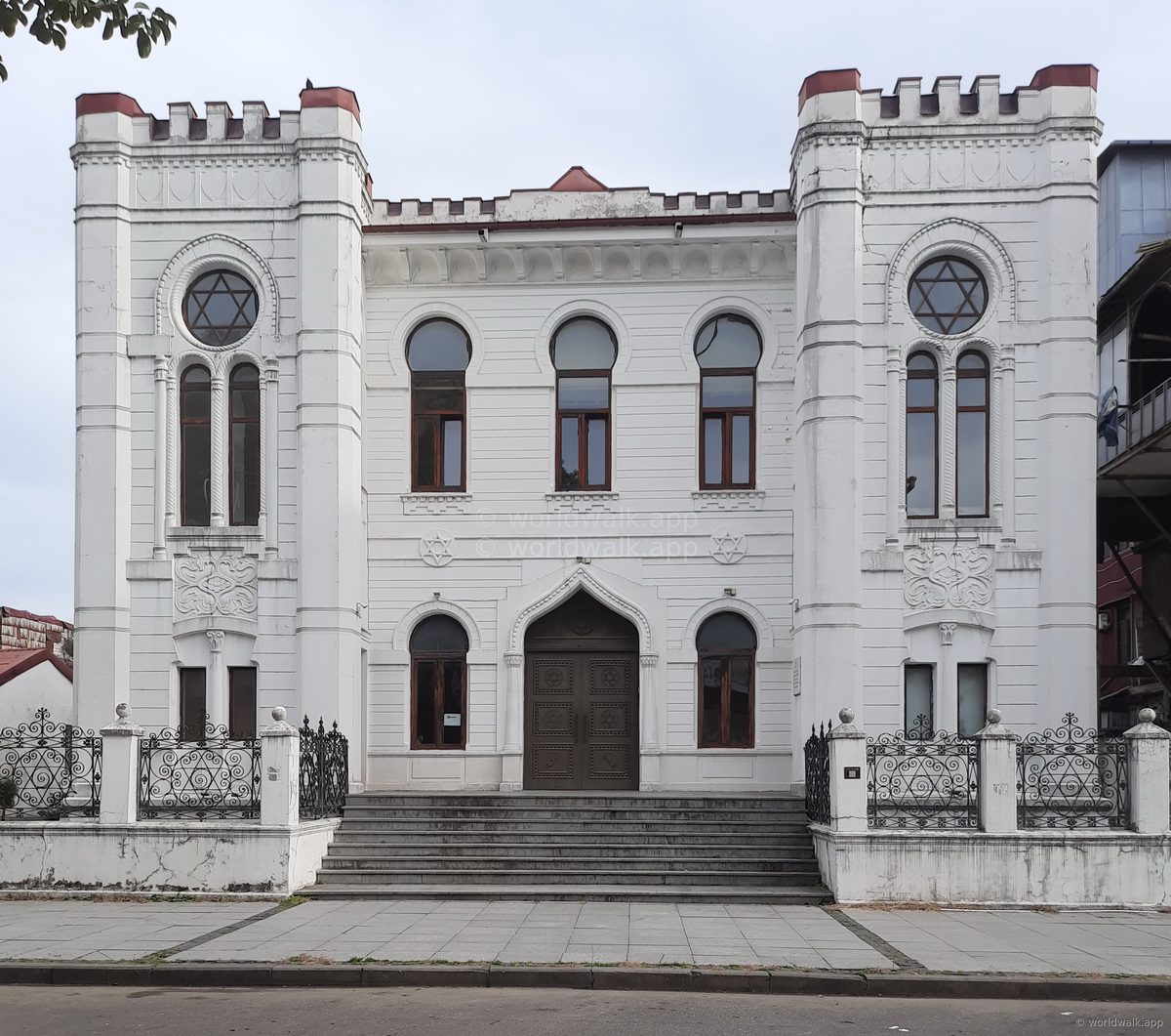 Batumi Synagogue on Vazha-Pshavela Street — historic building with Star of David, built in 1904