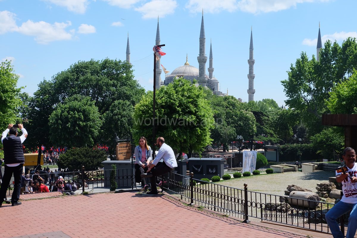 Blue Mosque Istanbul 2026: Dress Code, Hours & Free Entry