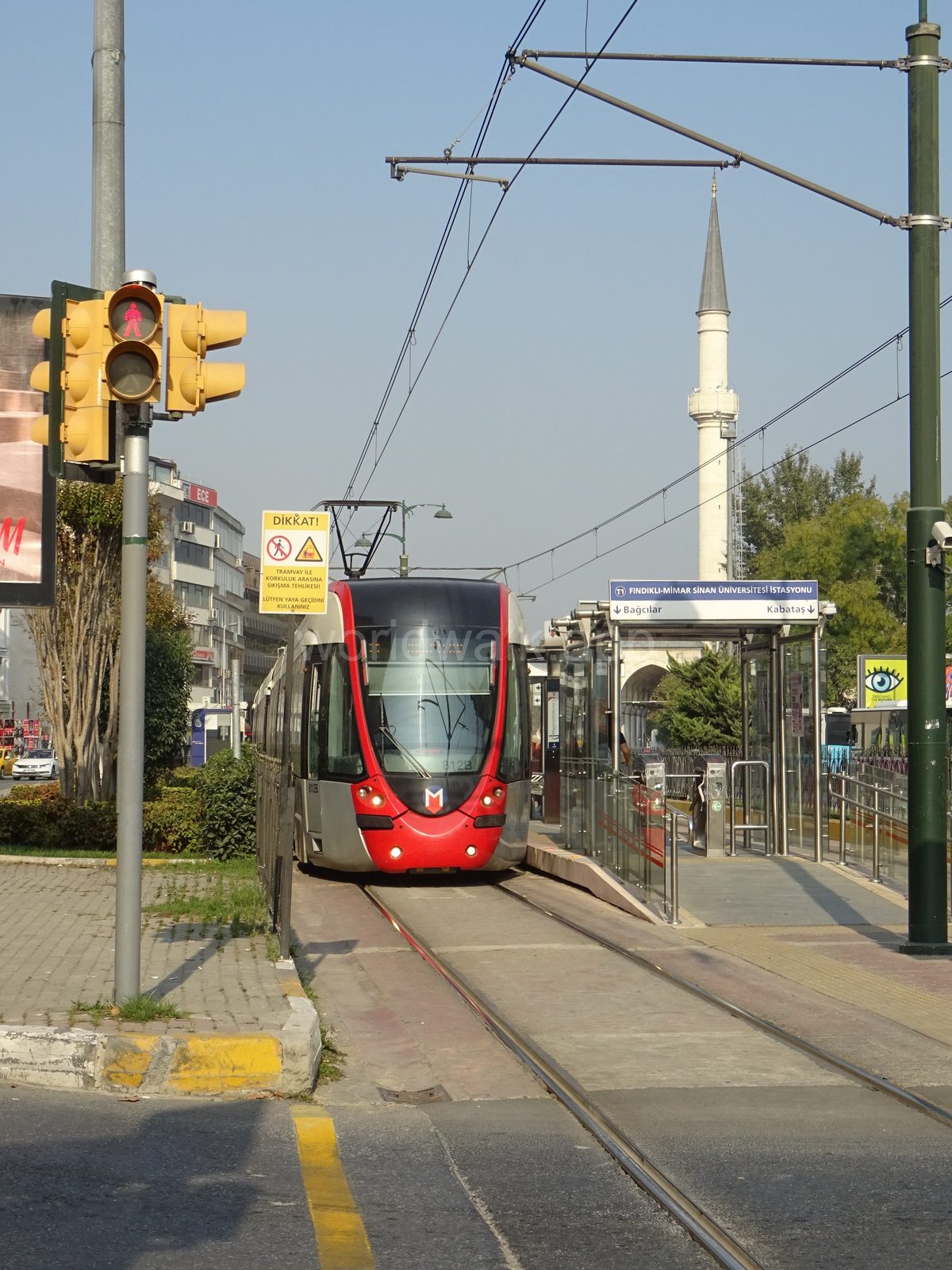 Istanbulkart 2026: Price, Where to Buy & How to Use It
